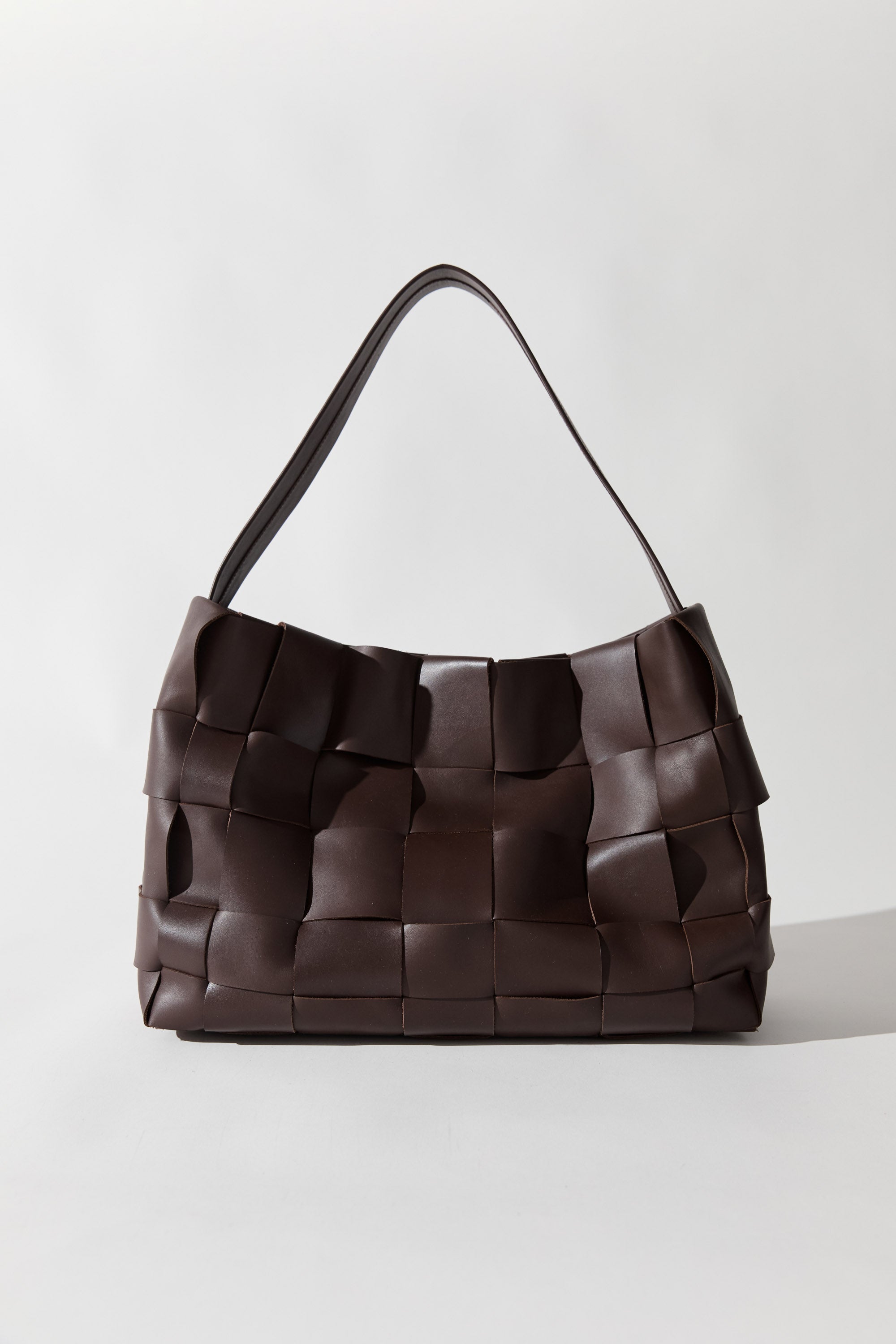 St. Agni | Woven Large Tote - Chocolate
