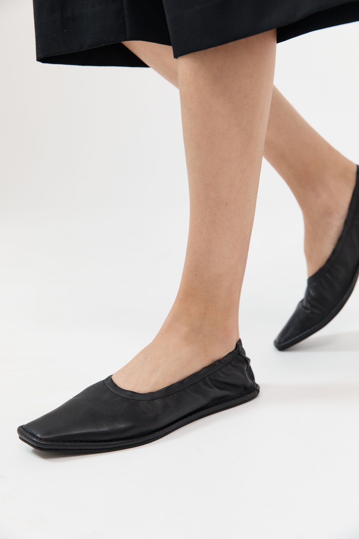 Soft Gathered Flats - Black