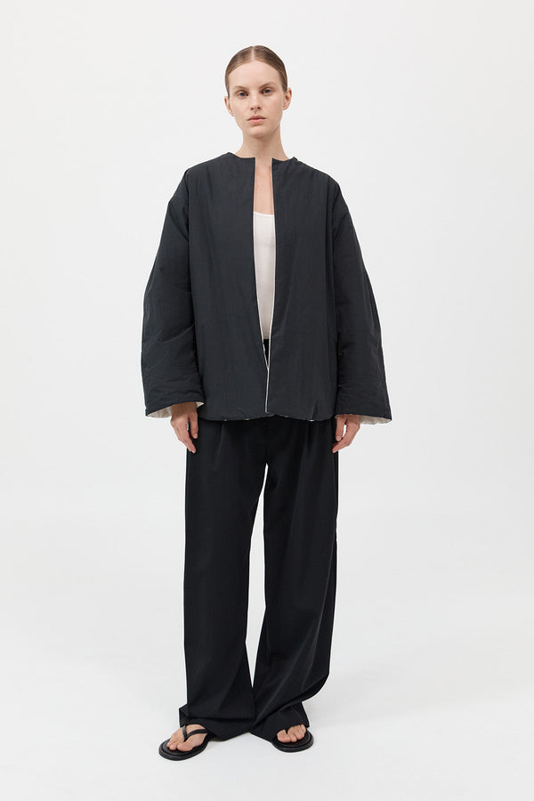 Reversible Pillow Jacket - Black/Cloud