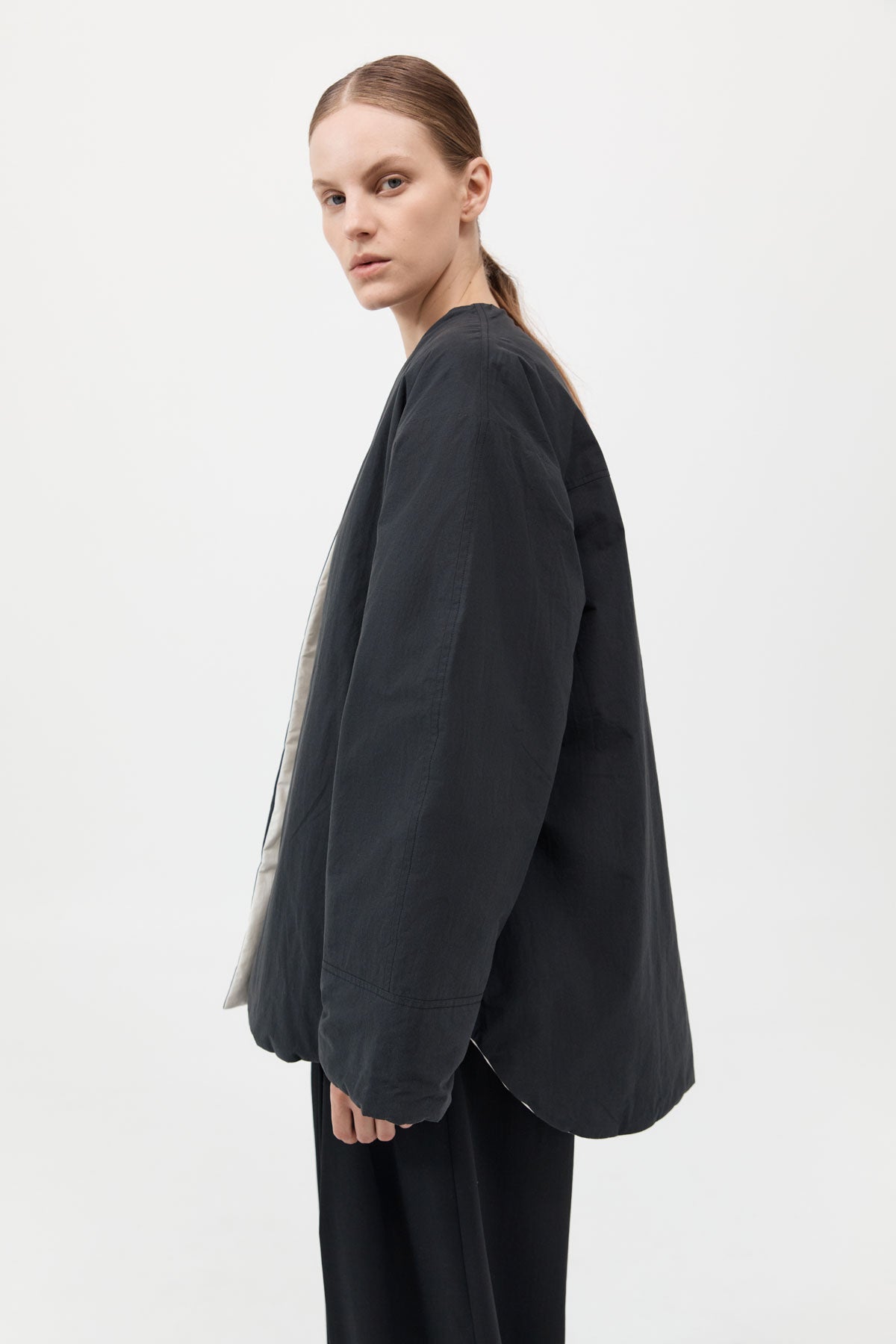 Reversible Pillow Jacket - Black/Cloud