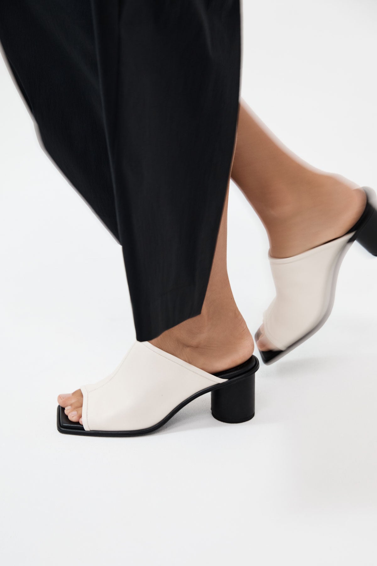 Cylinder Heel - Tofu