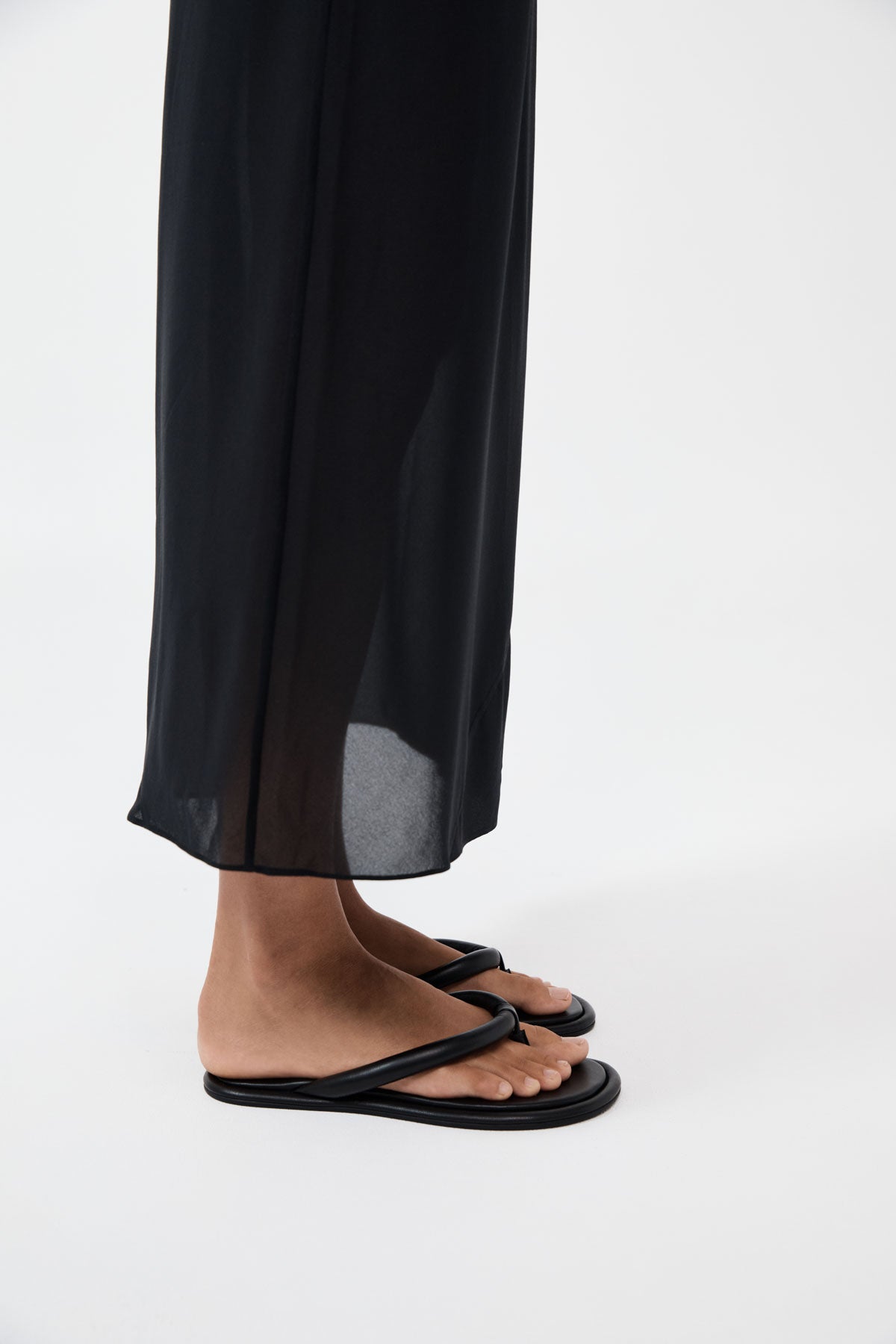 Sumi Slide - Black