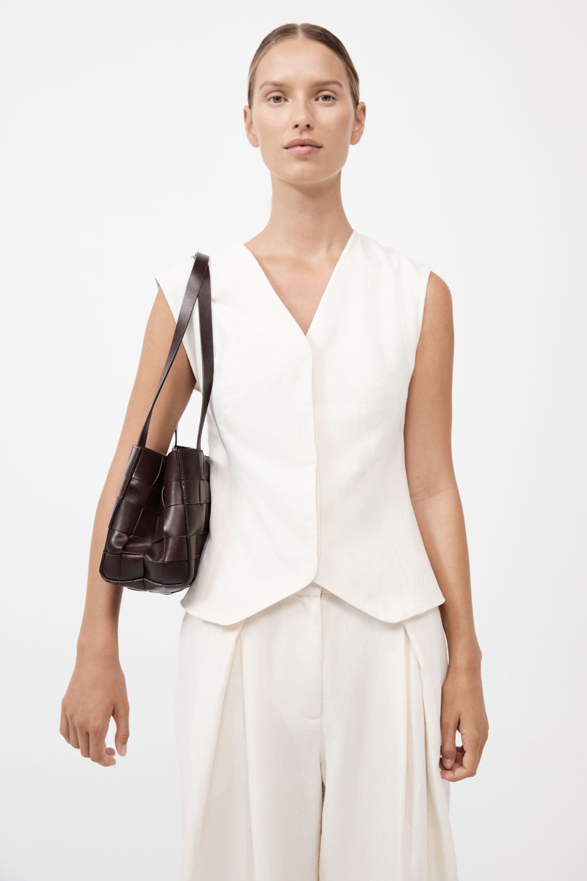 Slim Woven Tote - Chocolate