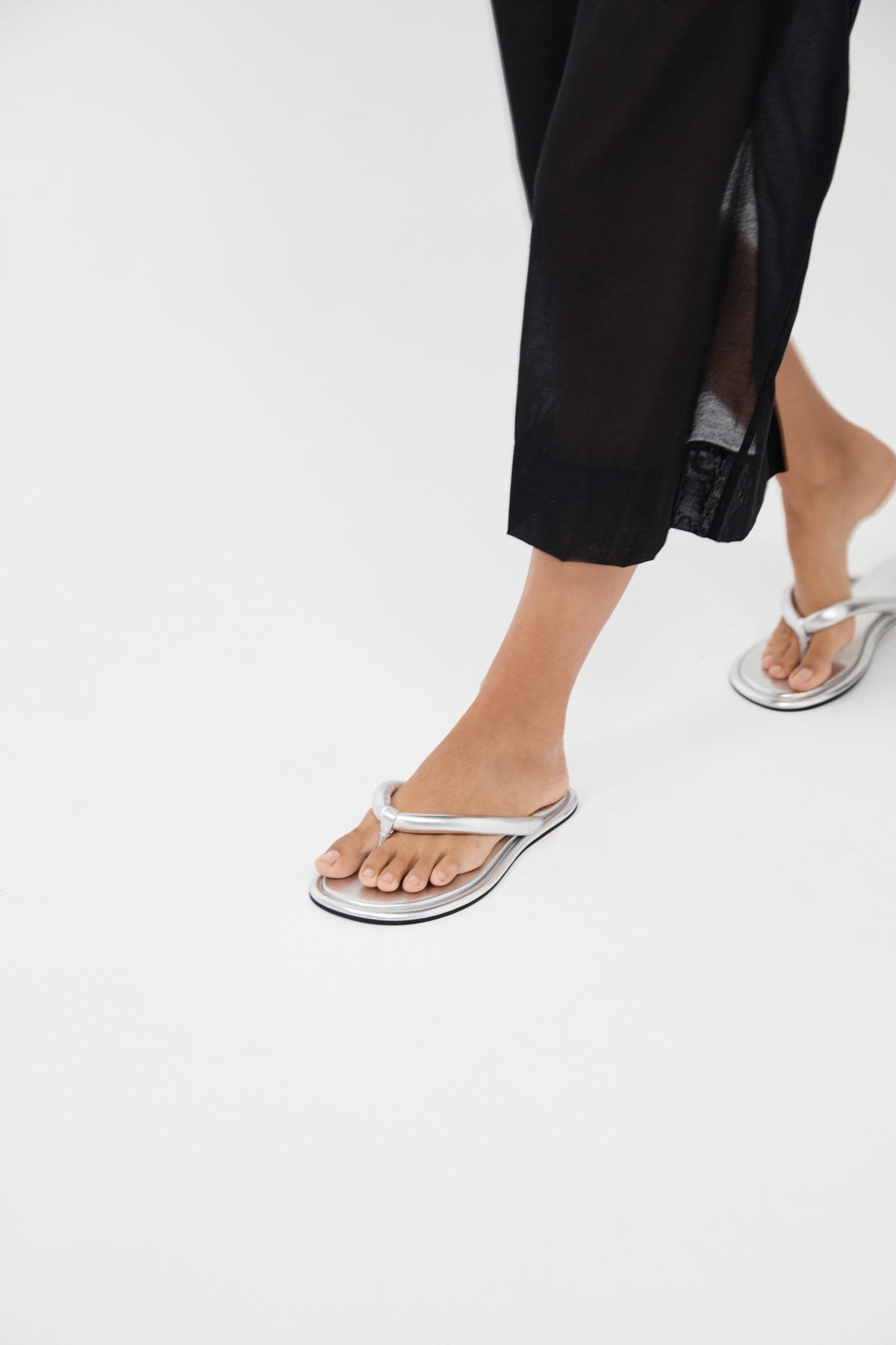Sumi Slide - Silver