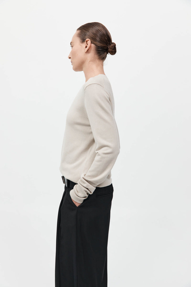 Classic Crew Neck Sweater - Creme