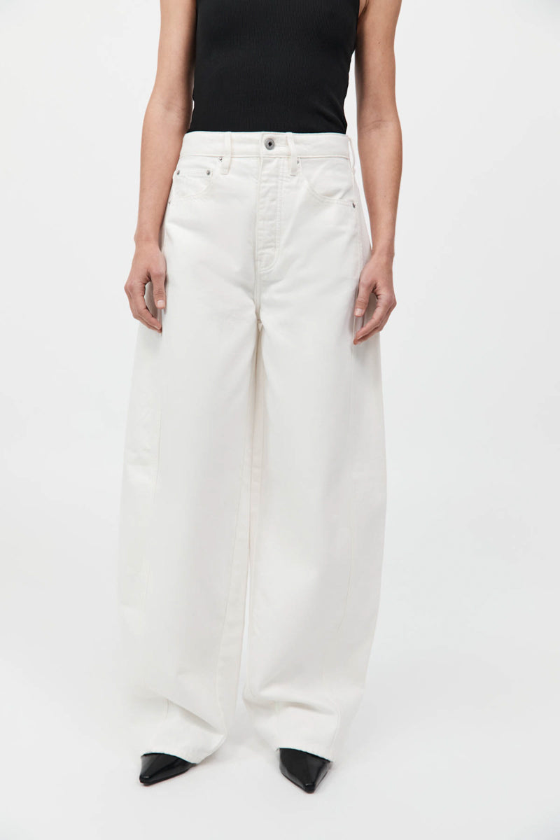 Mid Rise Balloon Jeans 
by Outland Denim - White
