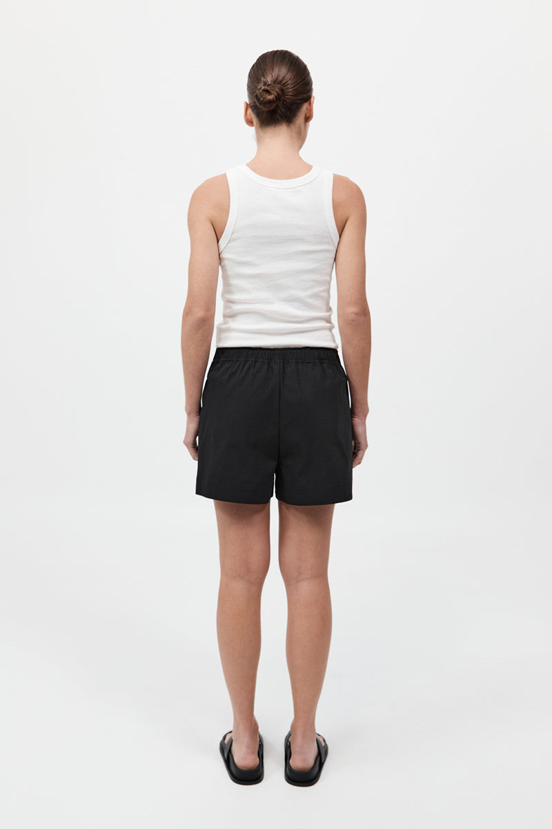 Relaxed Short - Black