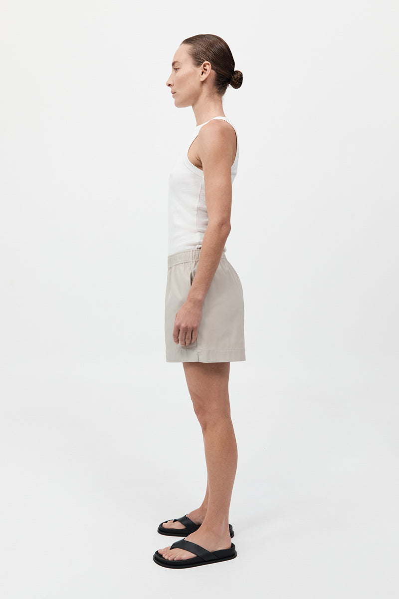 Relaxed Short - Creme