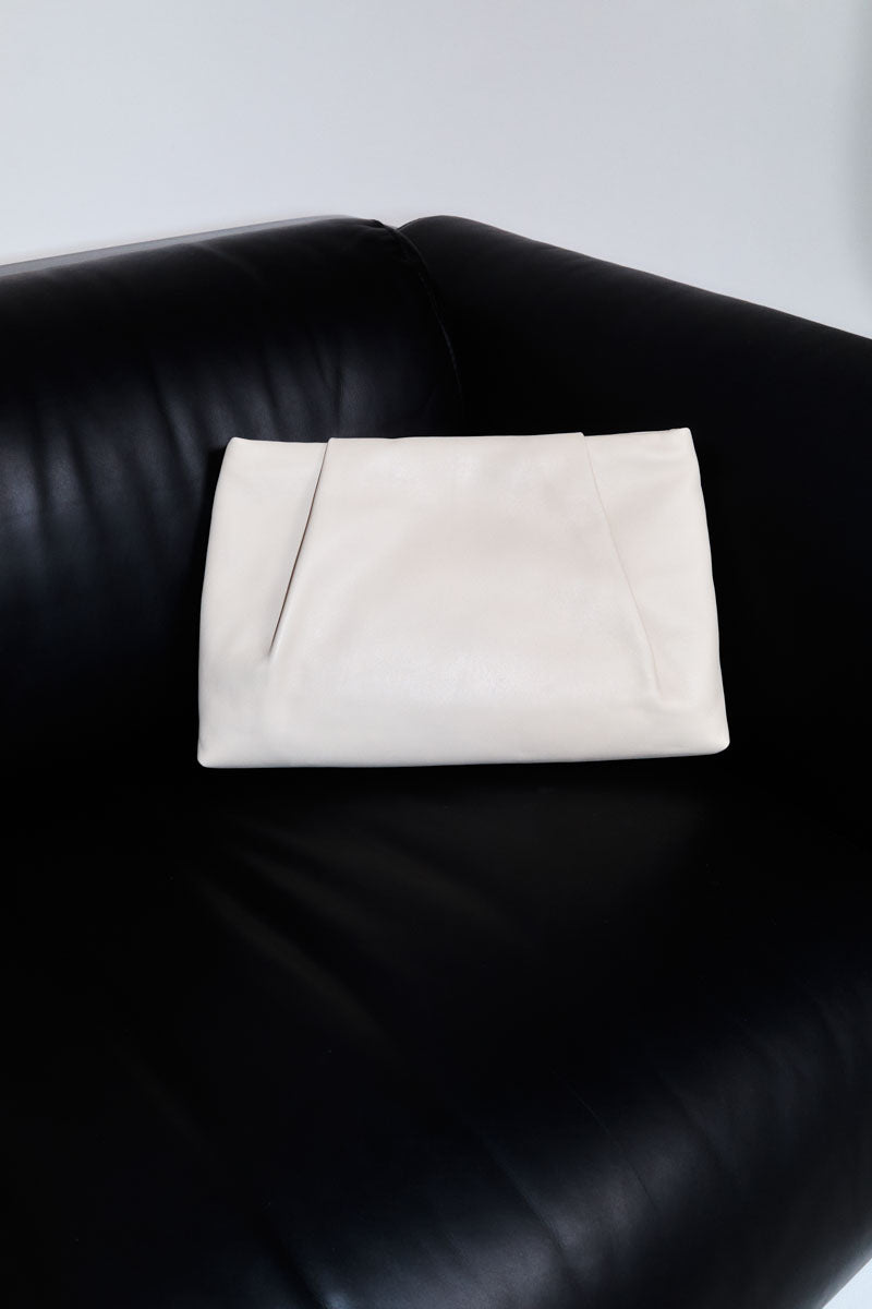 Soft Tuck Sling Pouch - Creme
