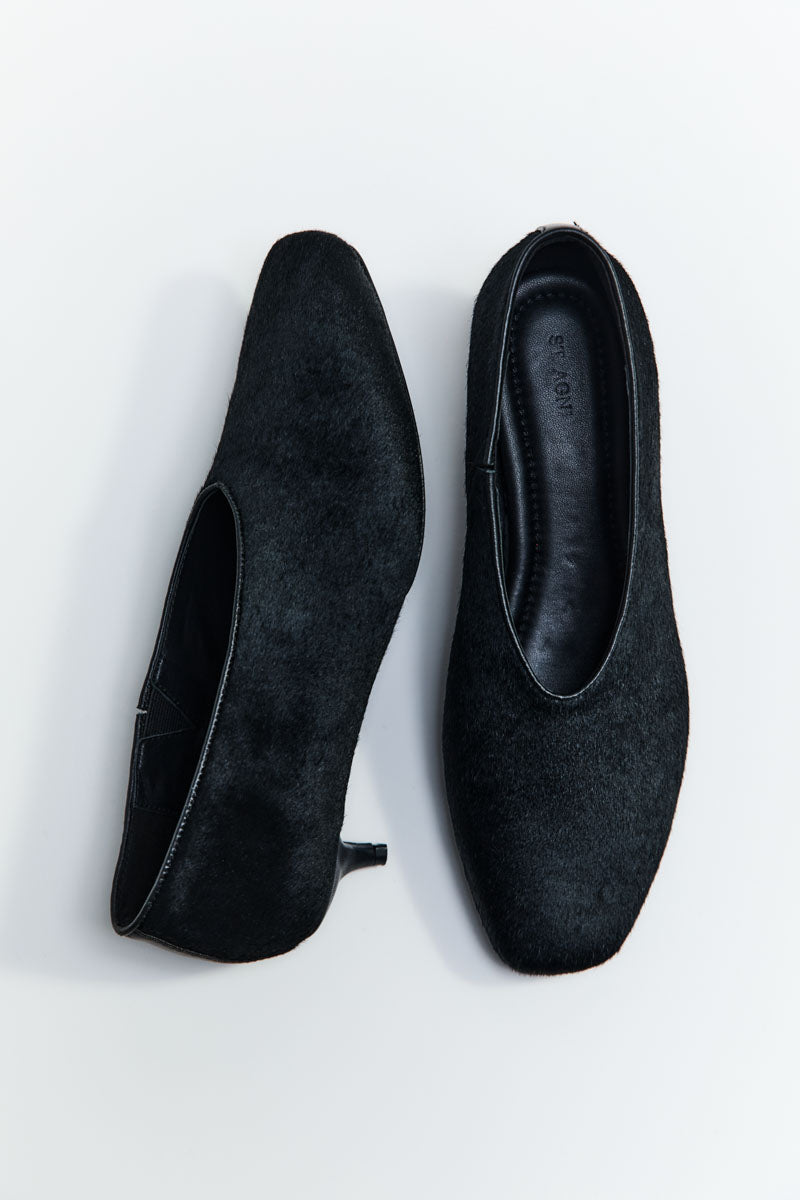 Pony Hair Glove Heel - Black