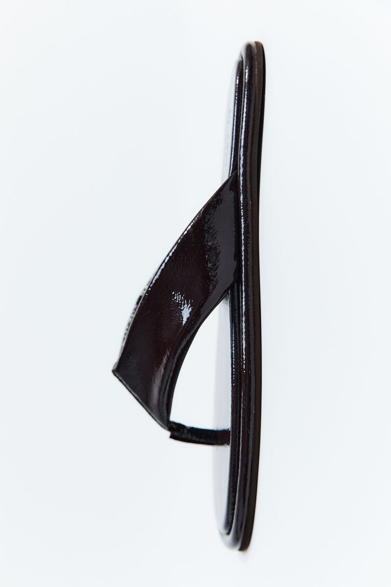 Soft Thong Slide - Patent 
Port