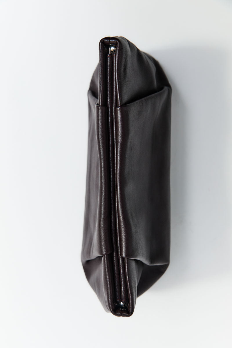 Soft Tuck Clutch - Port