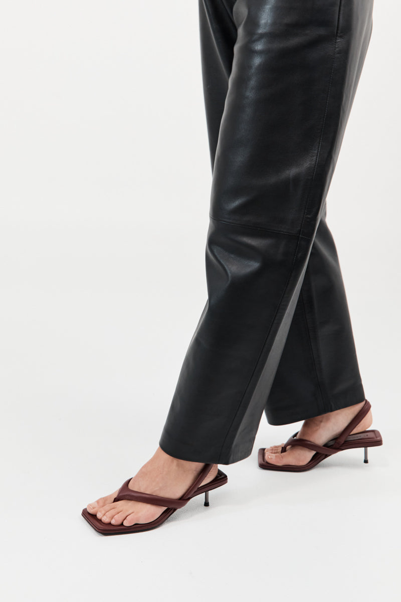 Thong Heel - Plum