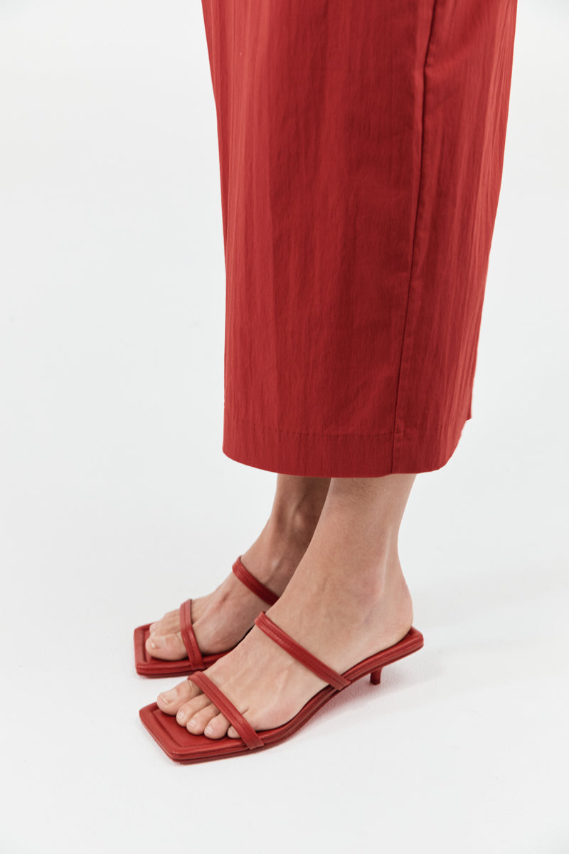 Fine Strap Kitten Heel - Rosso