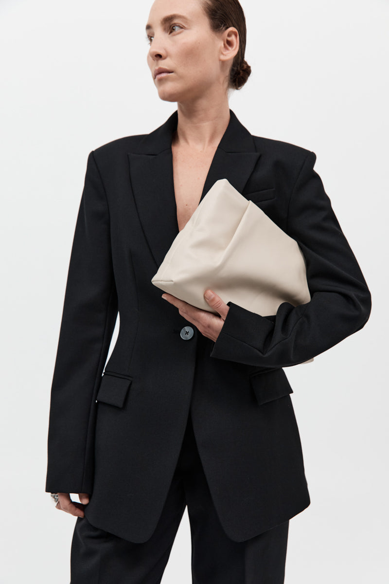 Soft Tuck Clutch - Creme