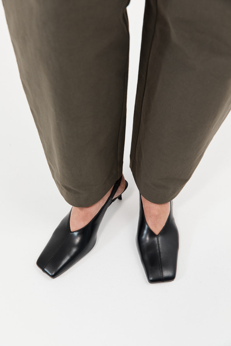 Square Toe Sling Back Heel - Black