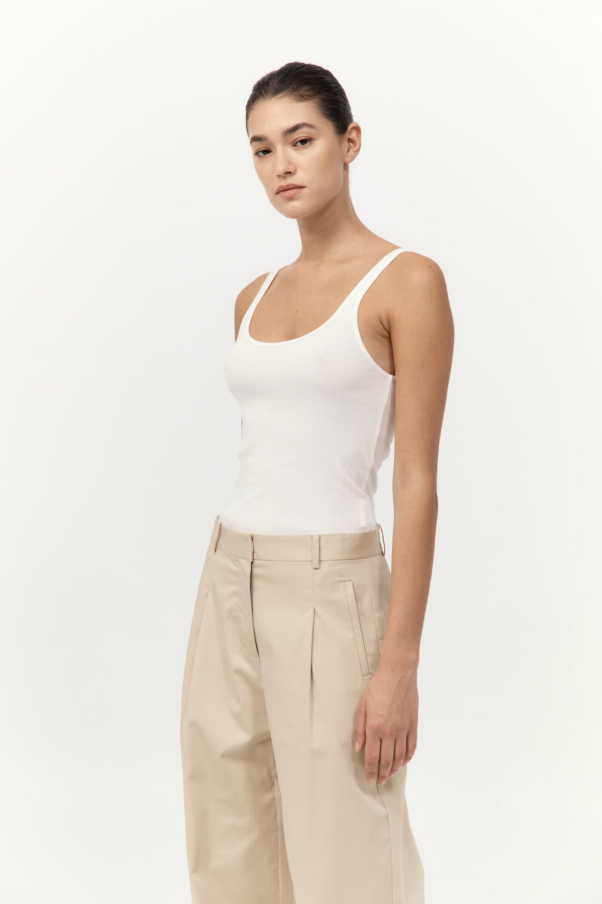 Organic Cotton Slim Scoop Tank - White