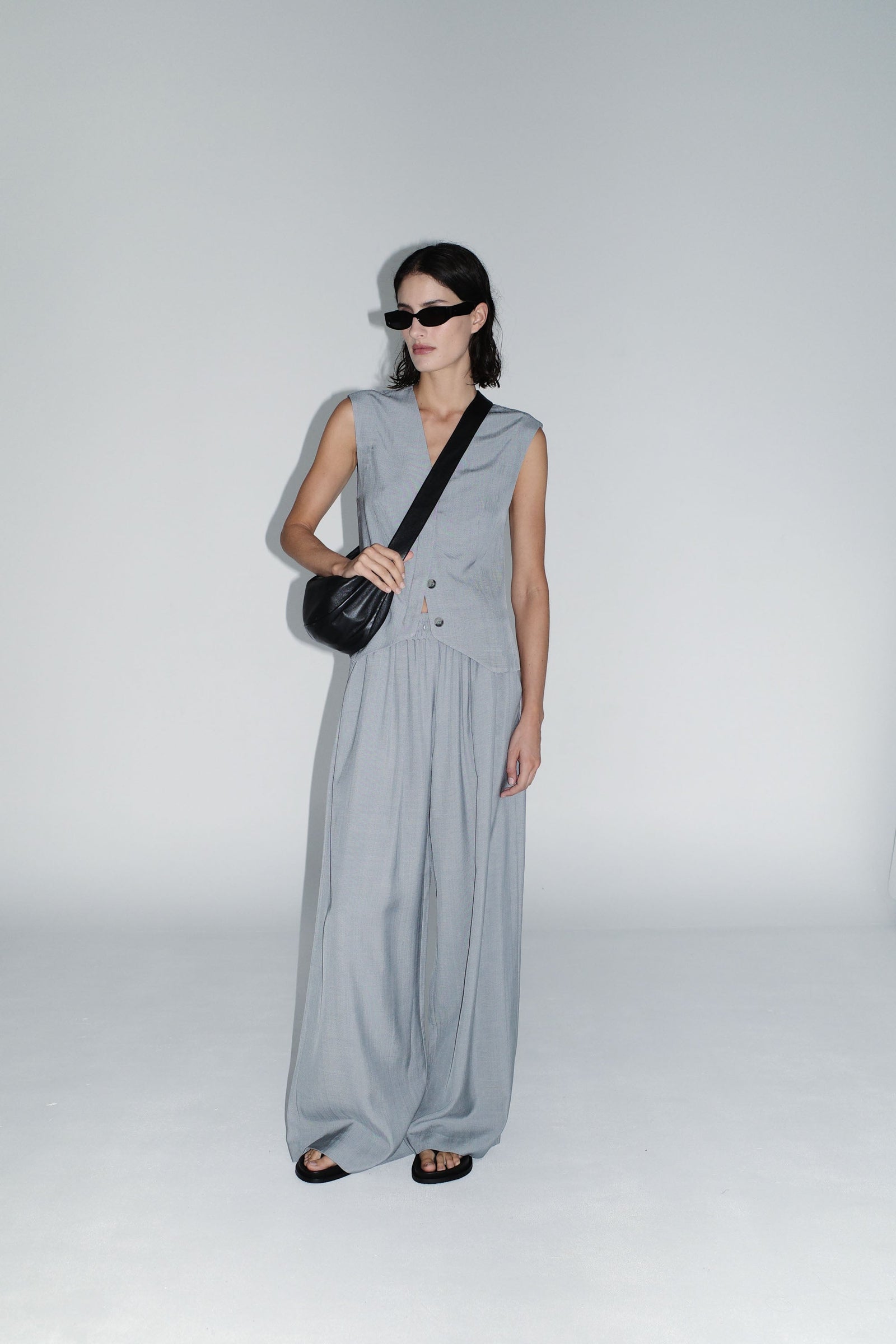 Minimal Tailored Vest - Mist