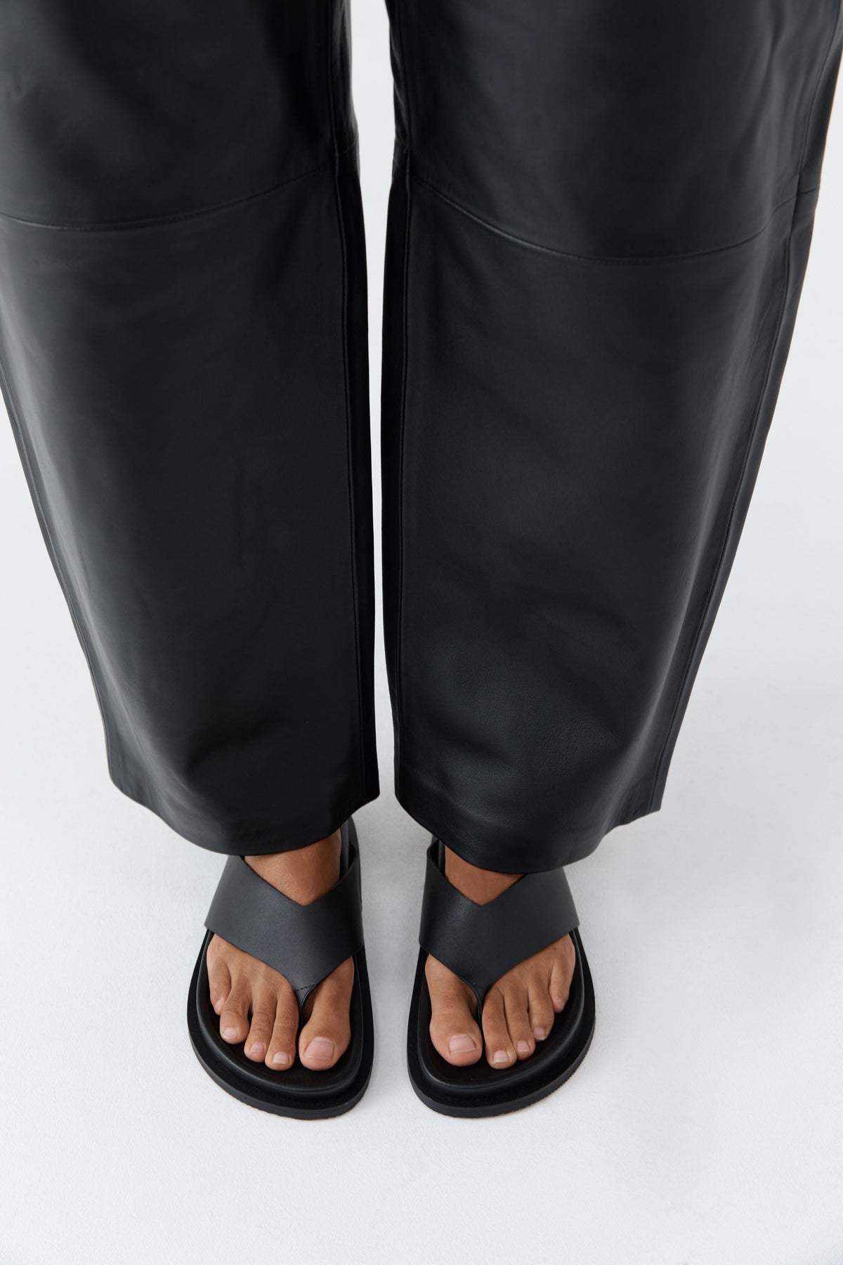 Classic Thong Slide - Black