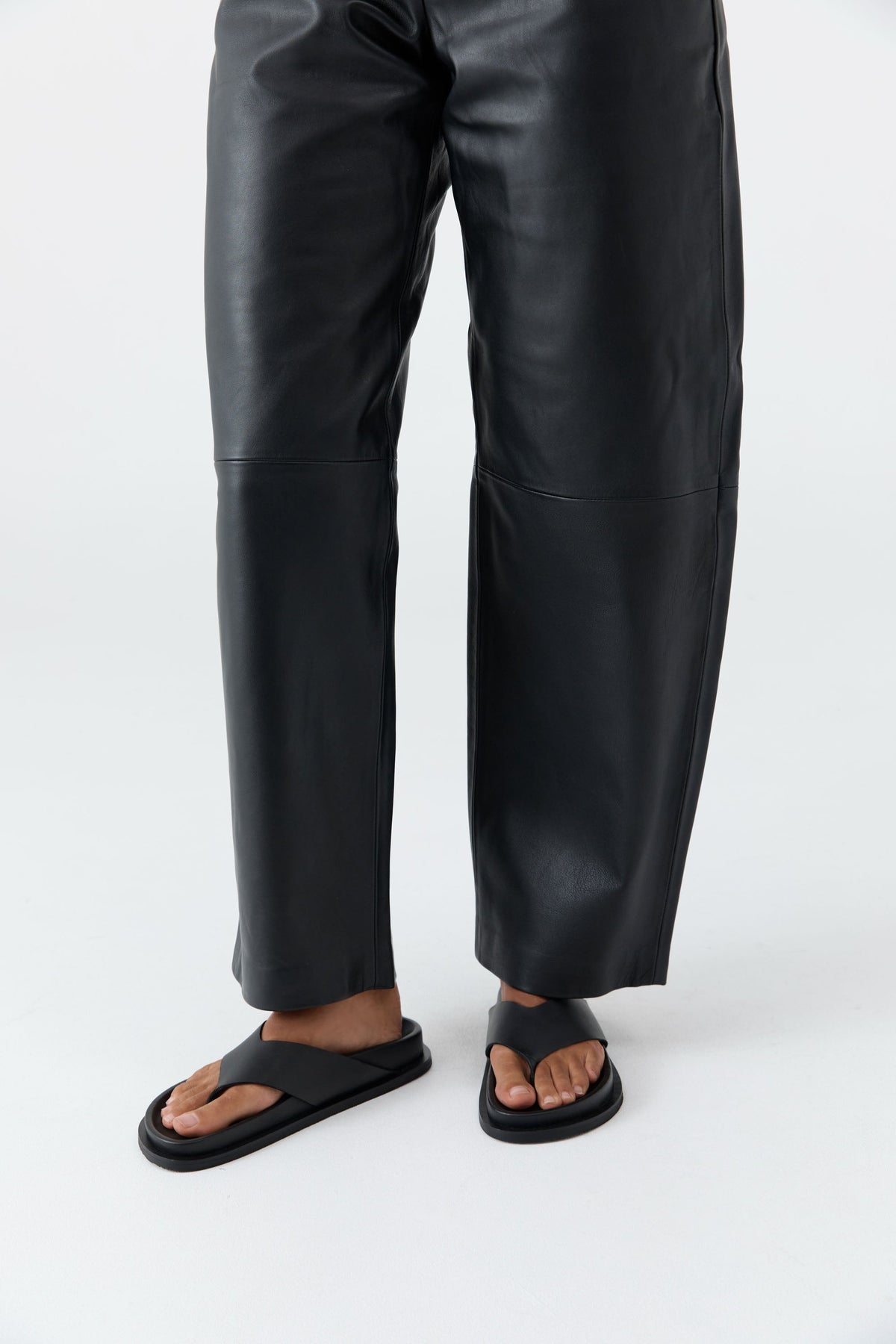 Classic Thong Slide - Black