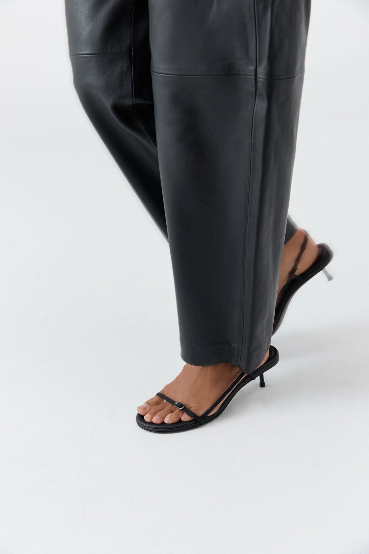 Petit Belt Sling Back Heel - Black