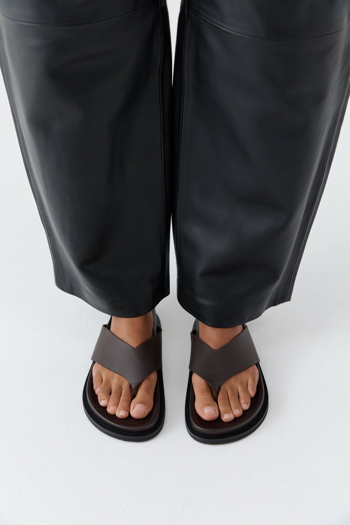 Classic Thong Slide - Black