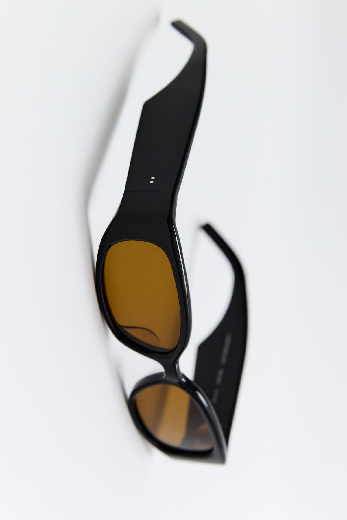 Clasico Sunglasses - Black/Brown