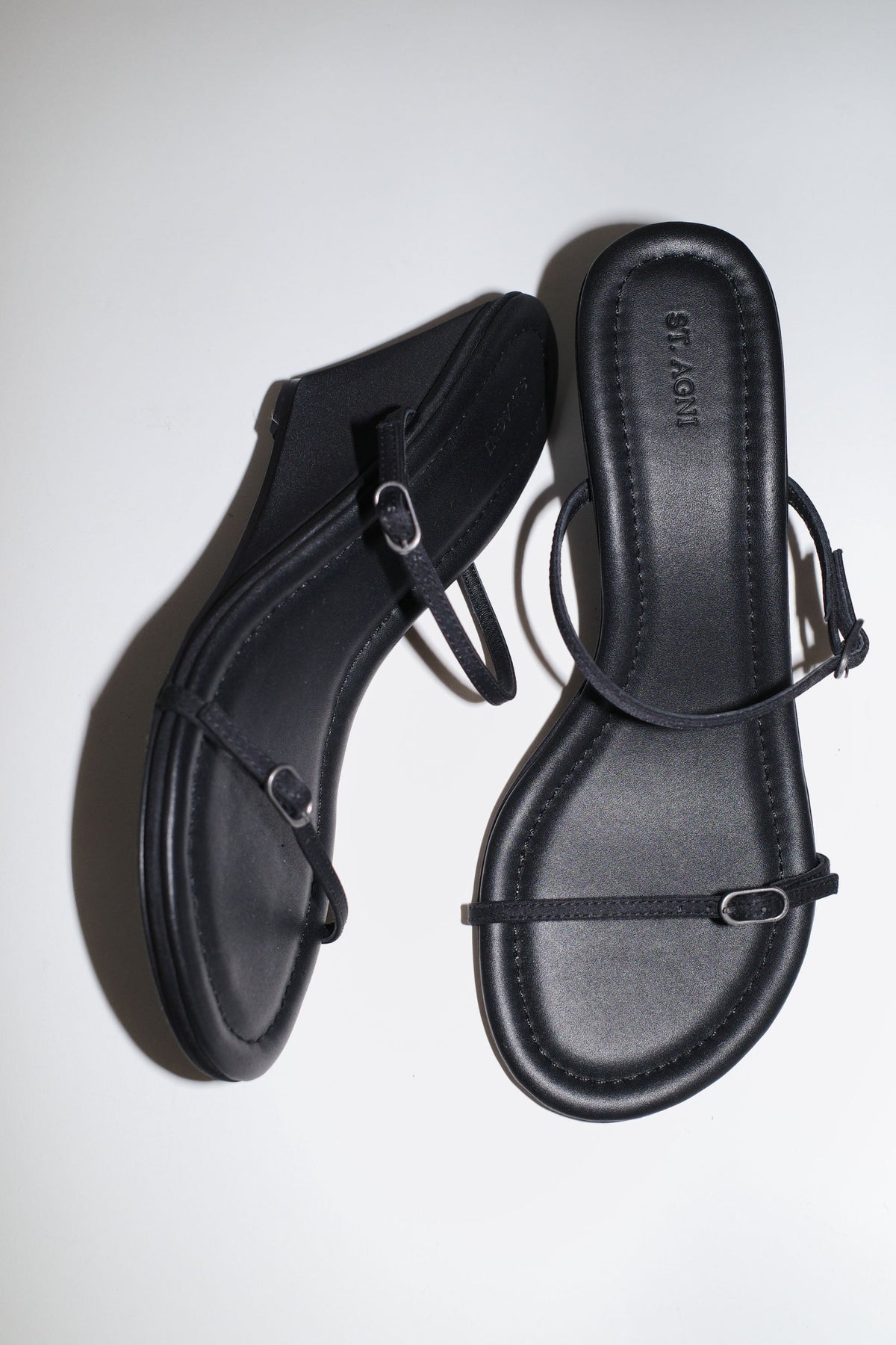 Petit Belt Detail Wedge - Black