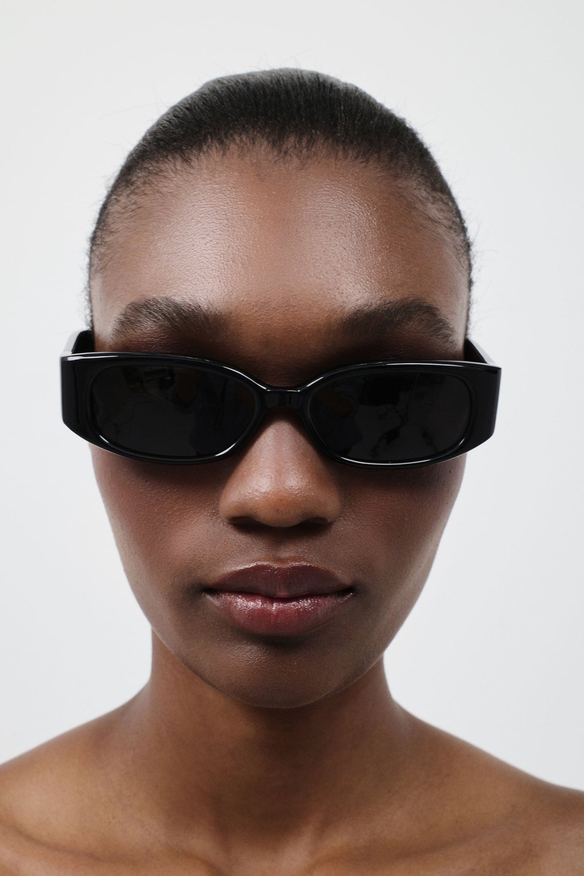 Clasico Sunglasses - Black/Grey