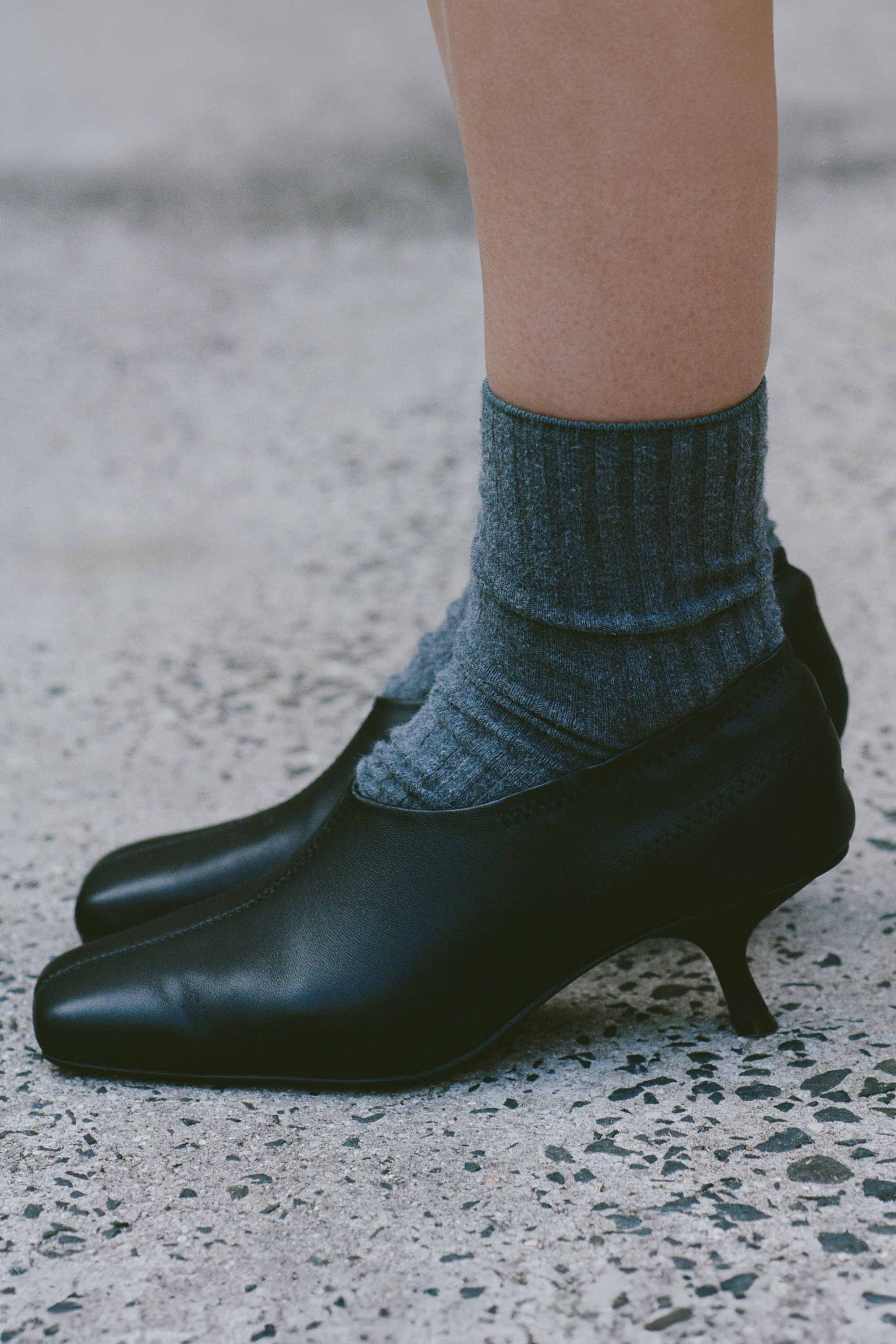 FOOTWEAR