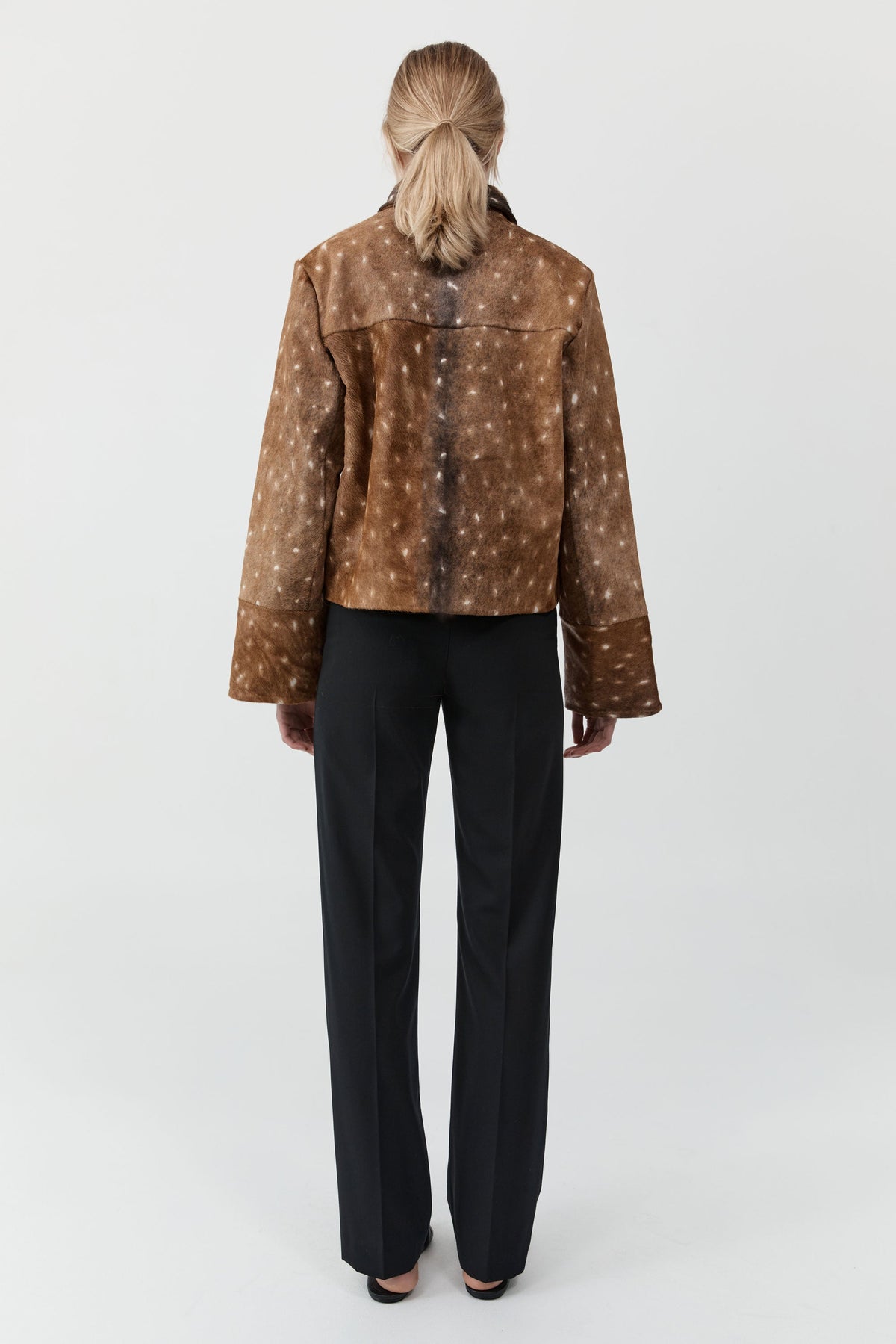 Fawn Minimal Jacket - Almond