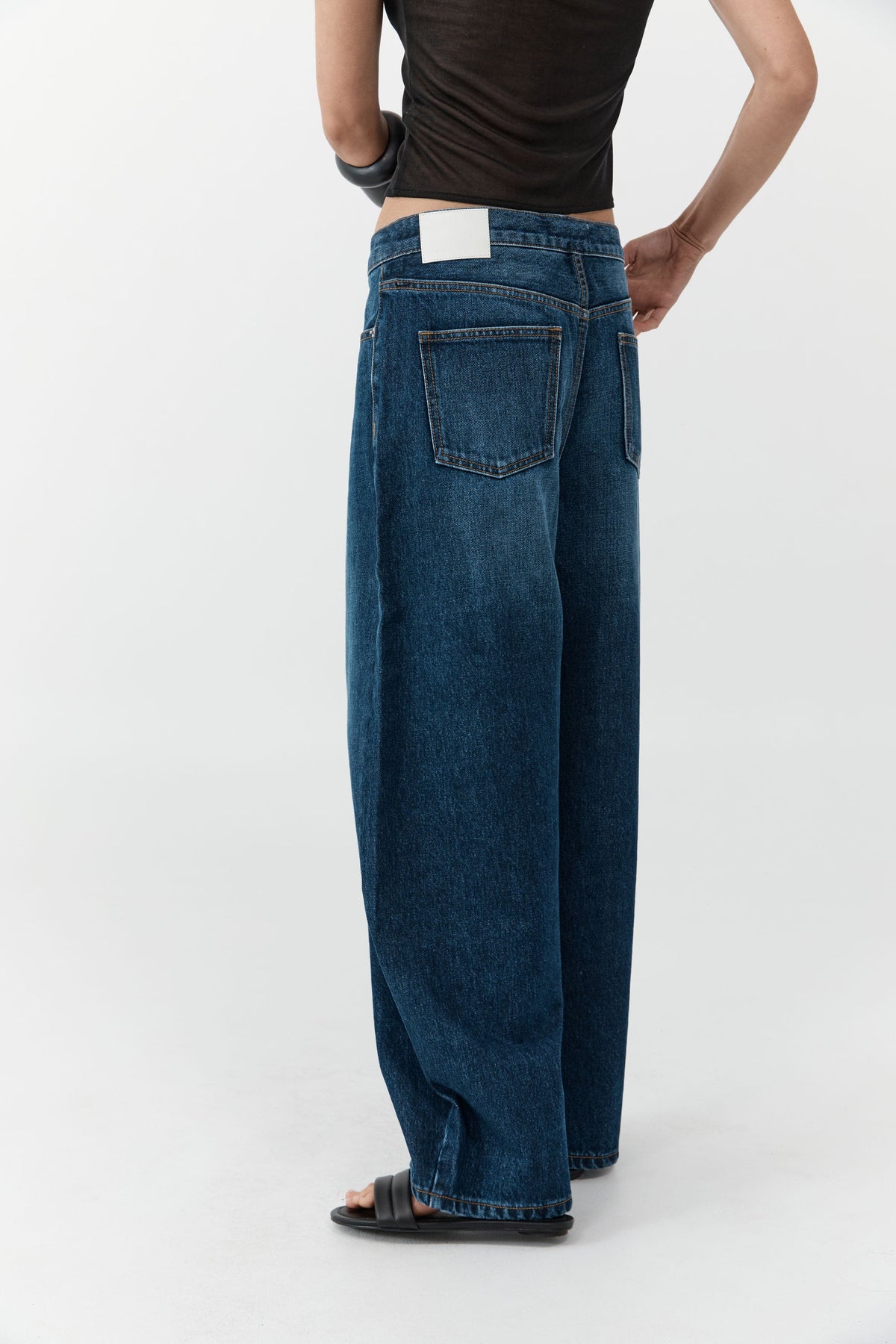 Mid Rise Pleat Barrel Jeans - Dark Indigo