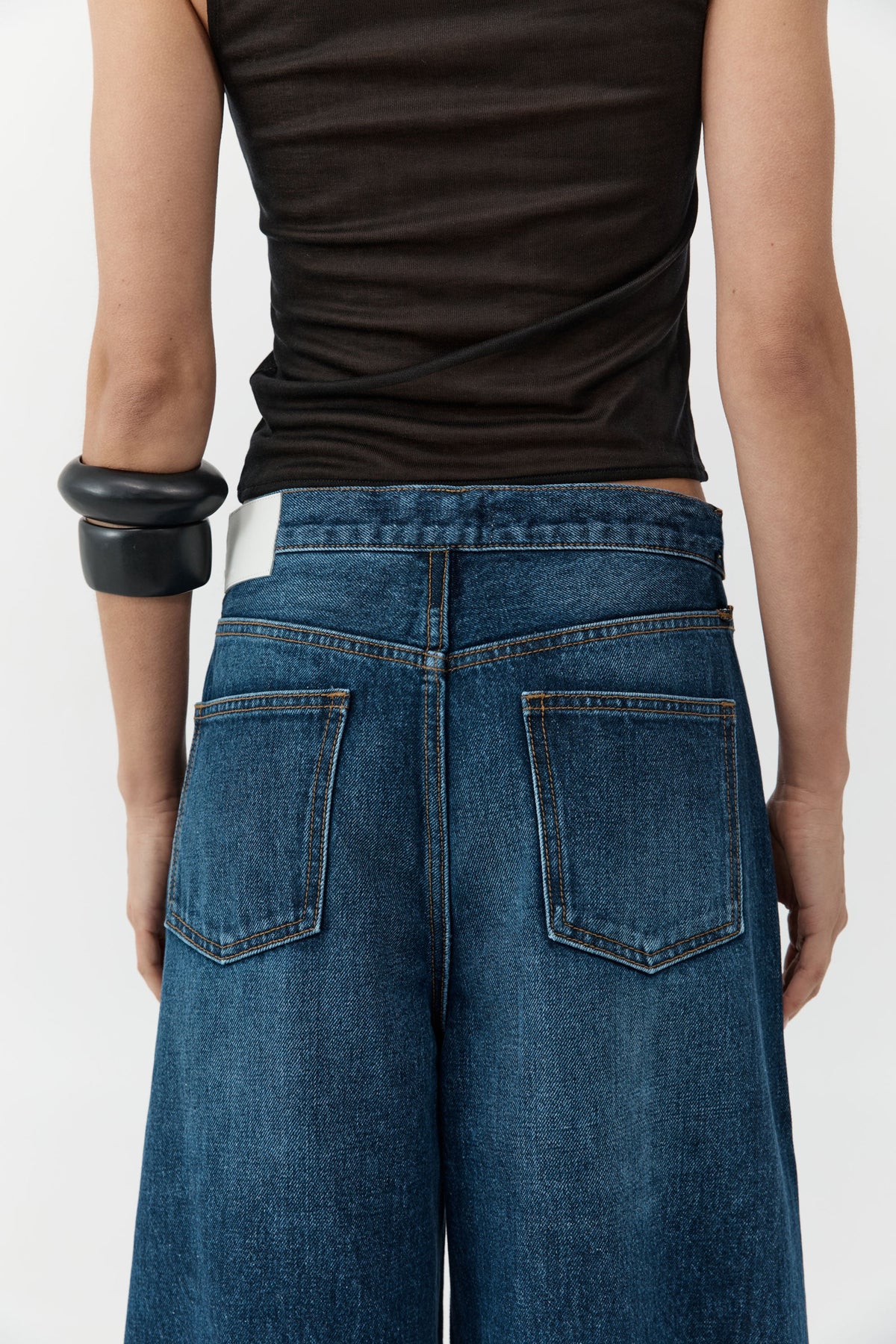 Mid Rise Pleat Barrel Jeans - Dark Indigo