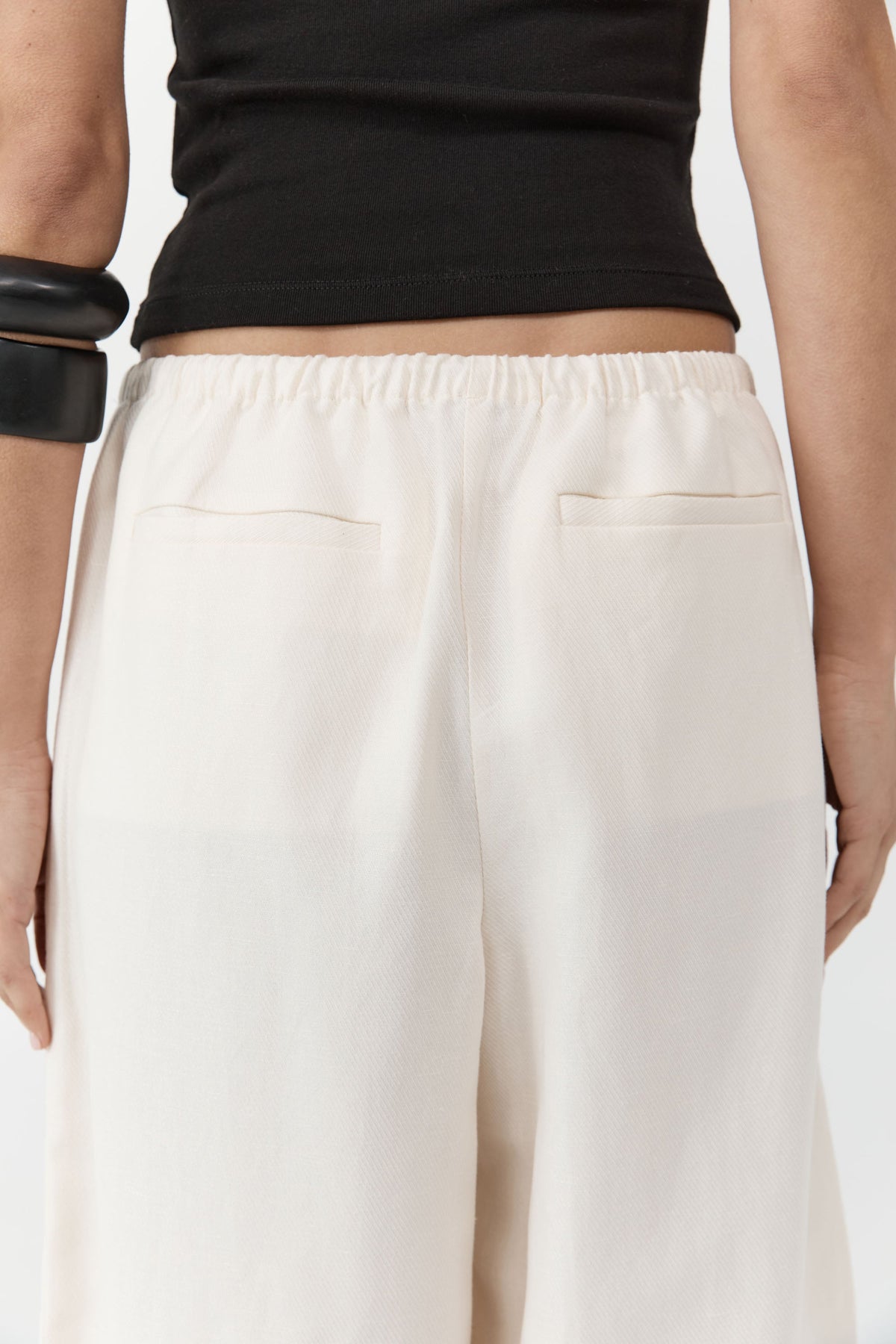 Fine Drawstring Relaxed Pants - Ivory