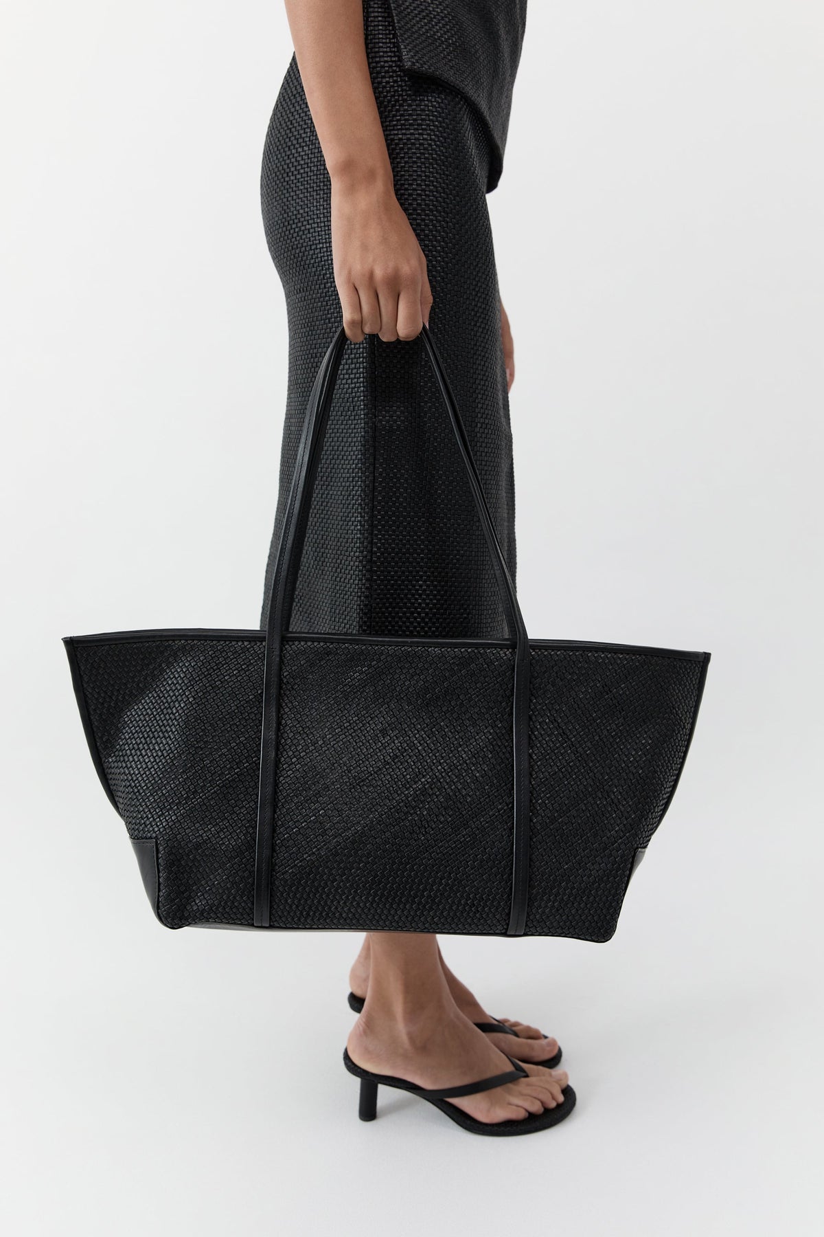 Woven Bateau Tote - Black