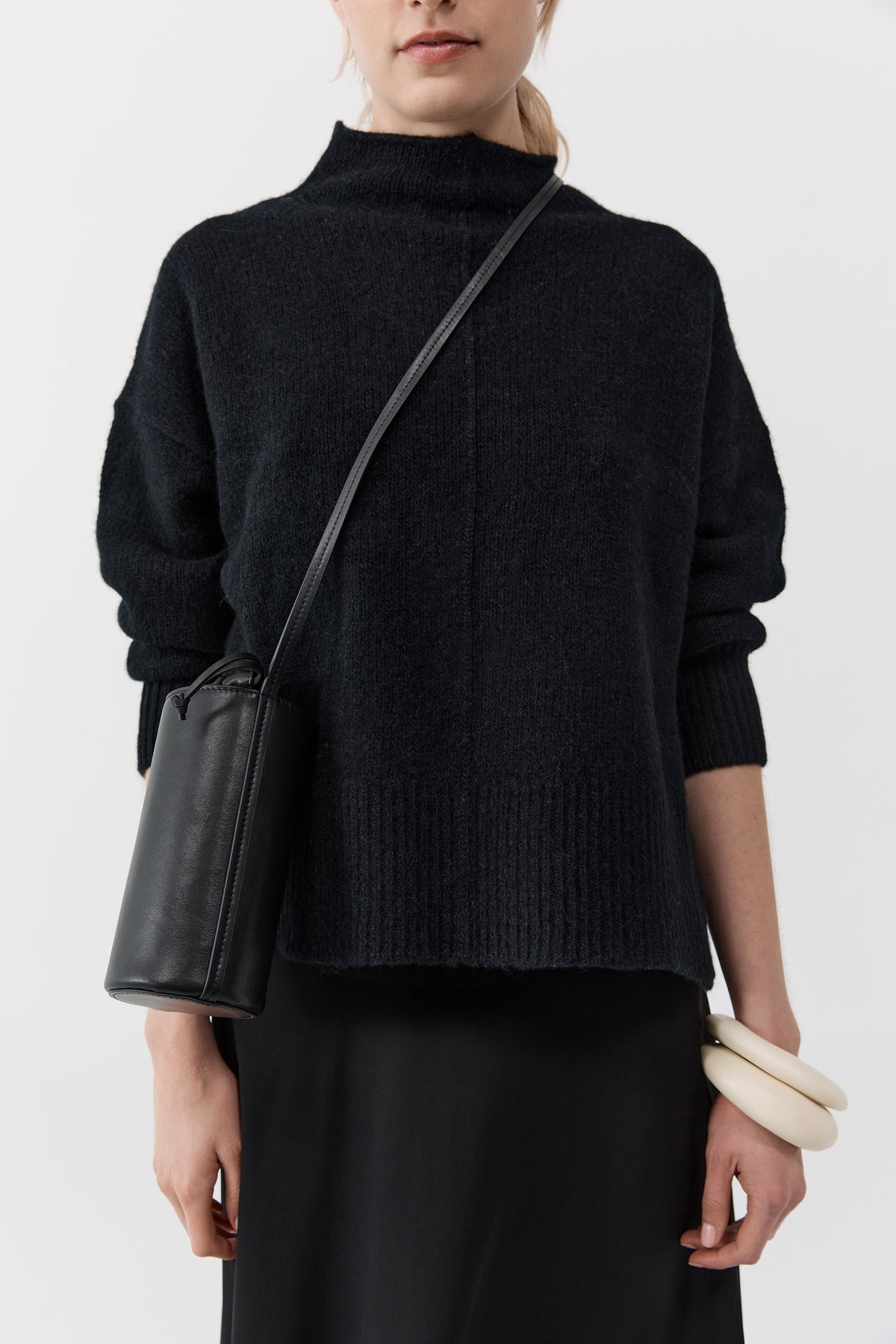 Cylinder Sling Bag - Black