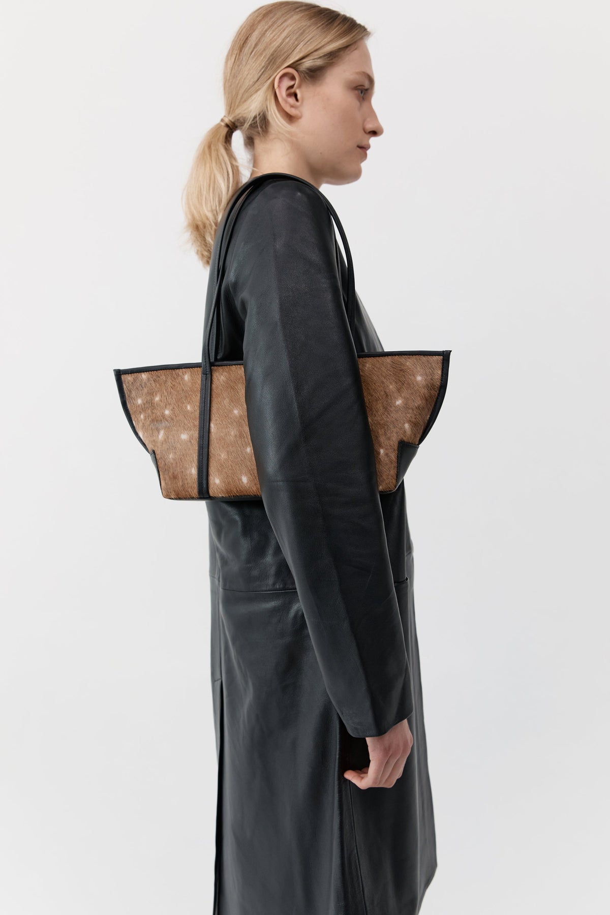 Fawn Slim Bateau Tote - Almond