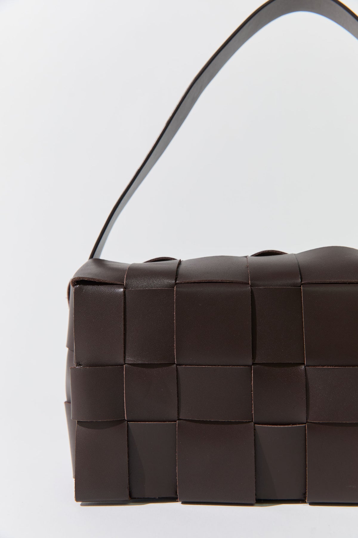Woven Envelope Slim Tote - Chocolate