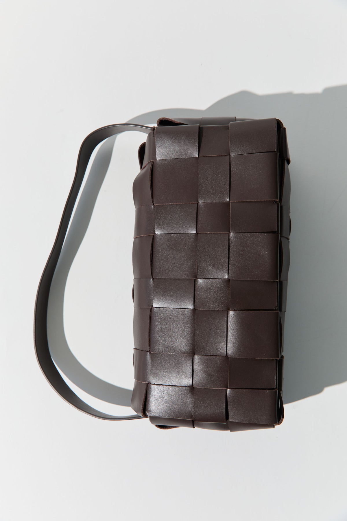 Woven Envelope Slim Tote - Chocolate