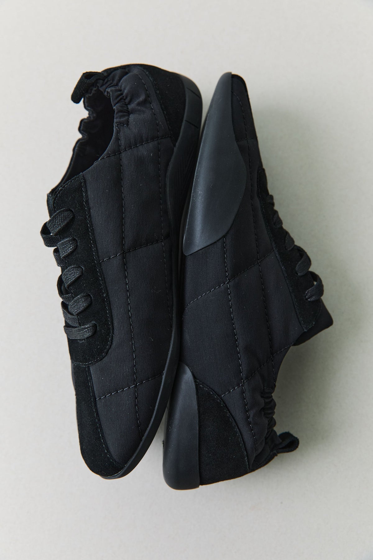 Stitch Pillow Sneaker - Black