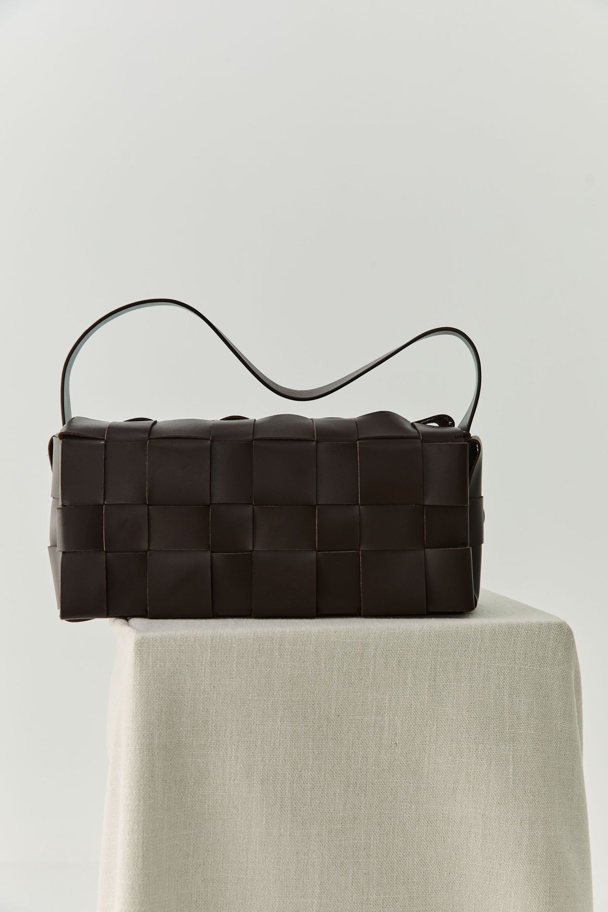 Woven Envelope Slim Tote - Chocolate