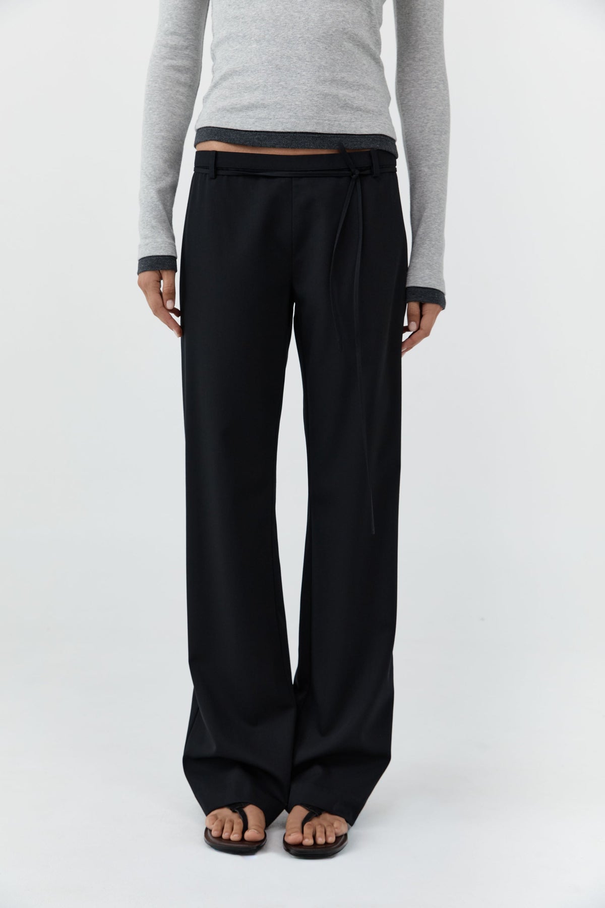 90s Rouleau Minimal Pants - Black
