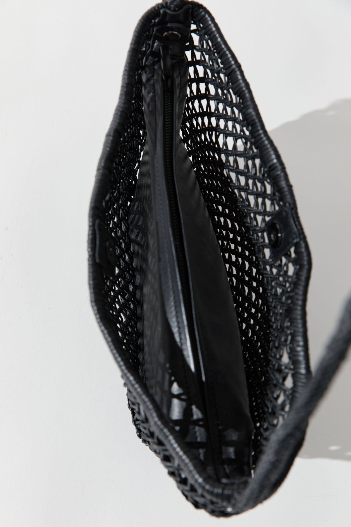Mesh Crescent Bag - Black
