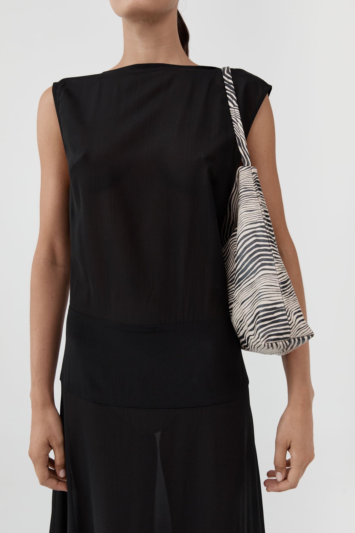 PRE-ORDER: Savannah Hobo Bag - Savannah