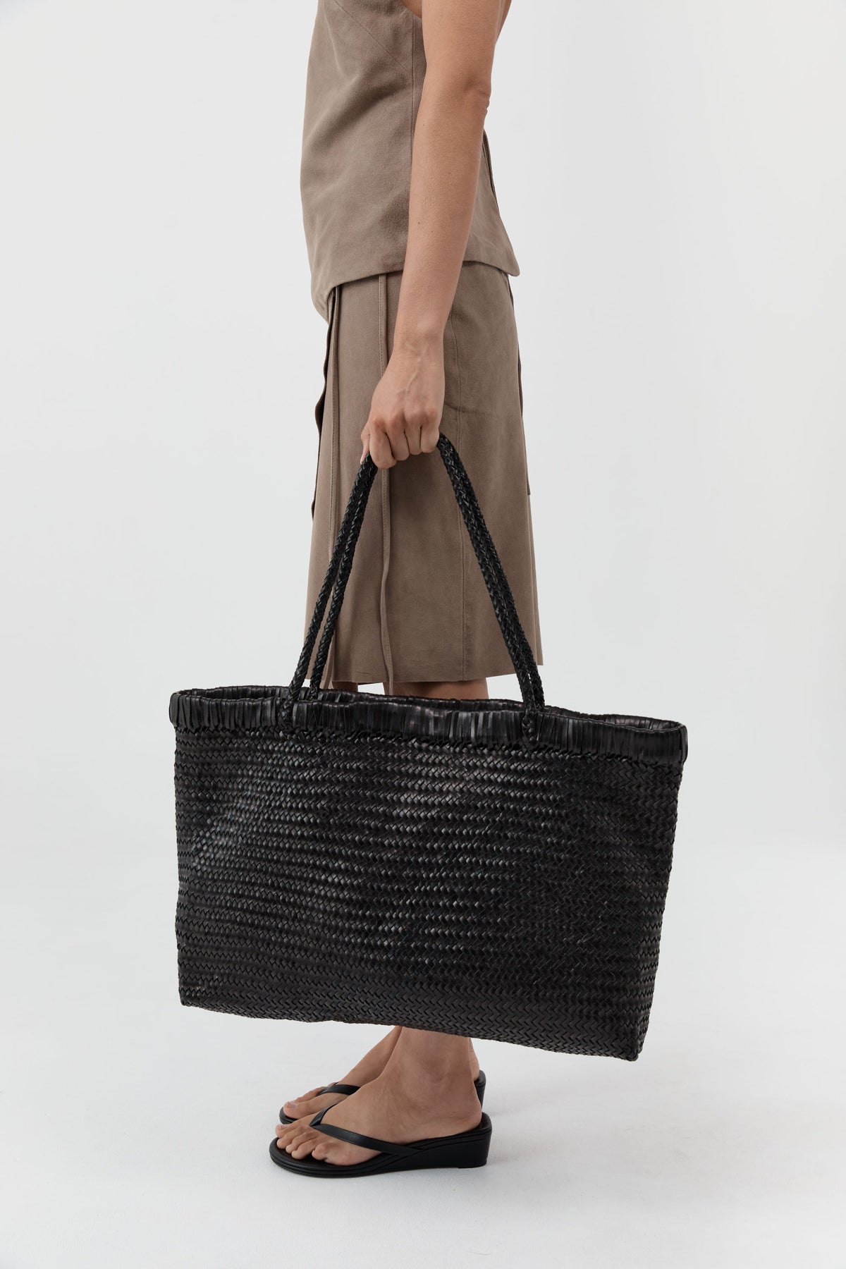 Wide Bagu Woven Tote - Black
