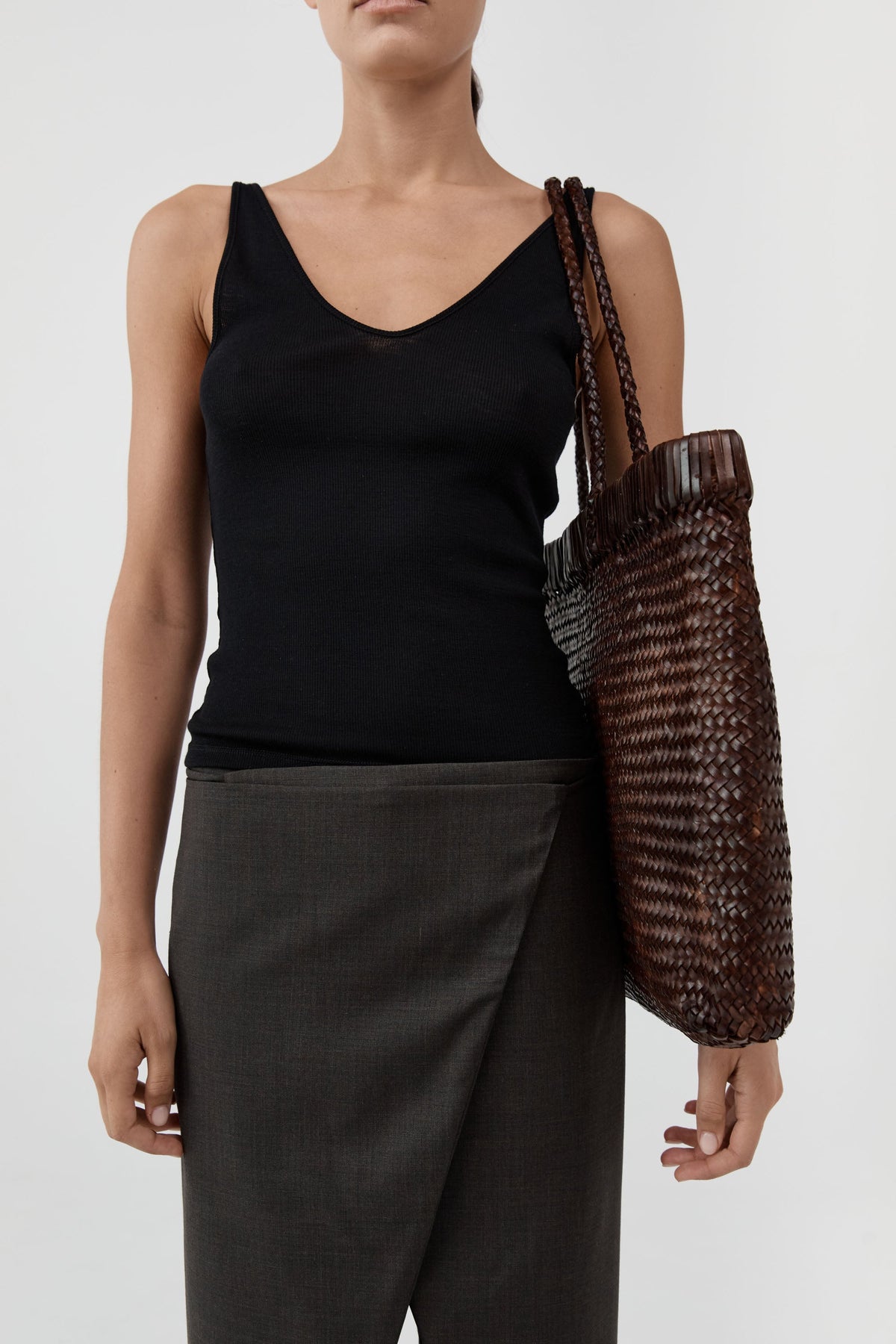 Wide Bagu Woven Tote - Chocolate