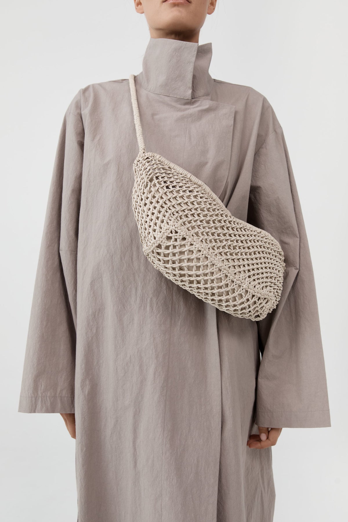 Mesh Crescent Bag - Ecru