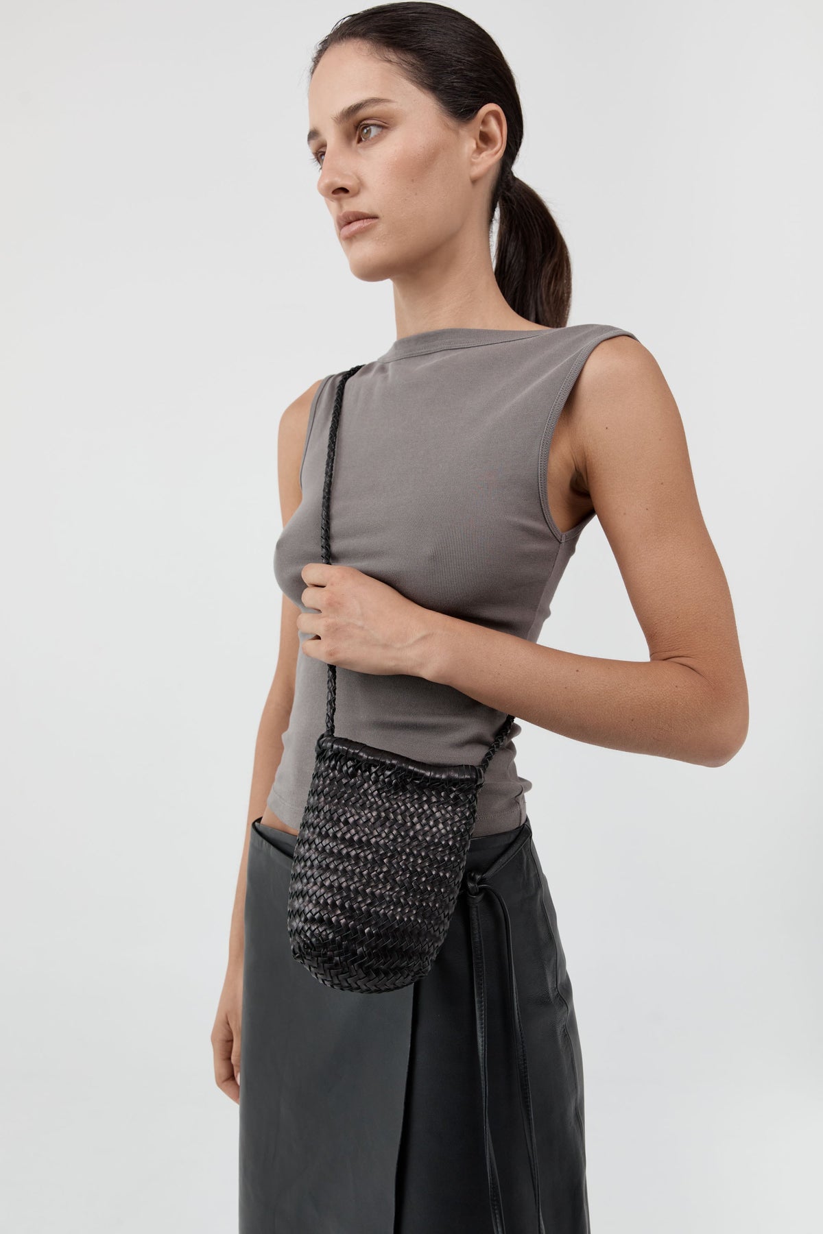 Bagu Sling Bag - Black