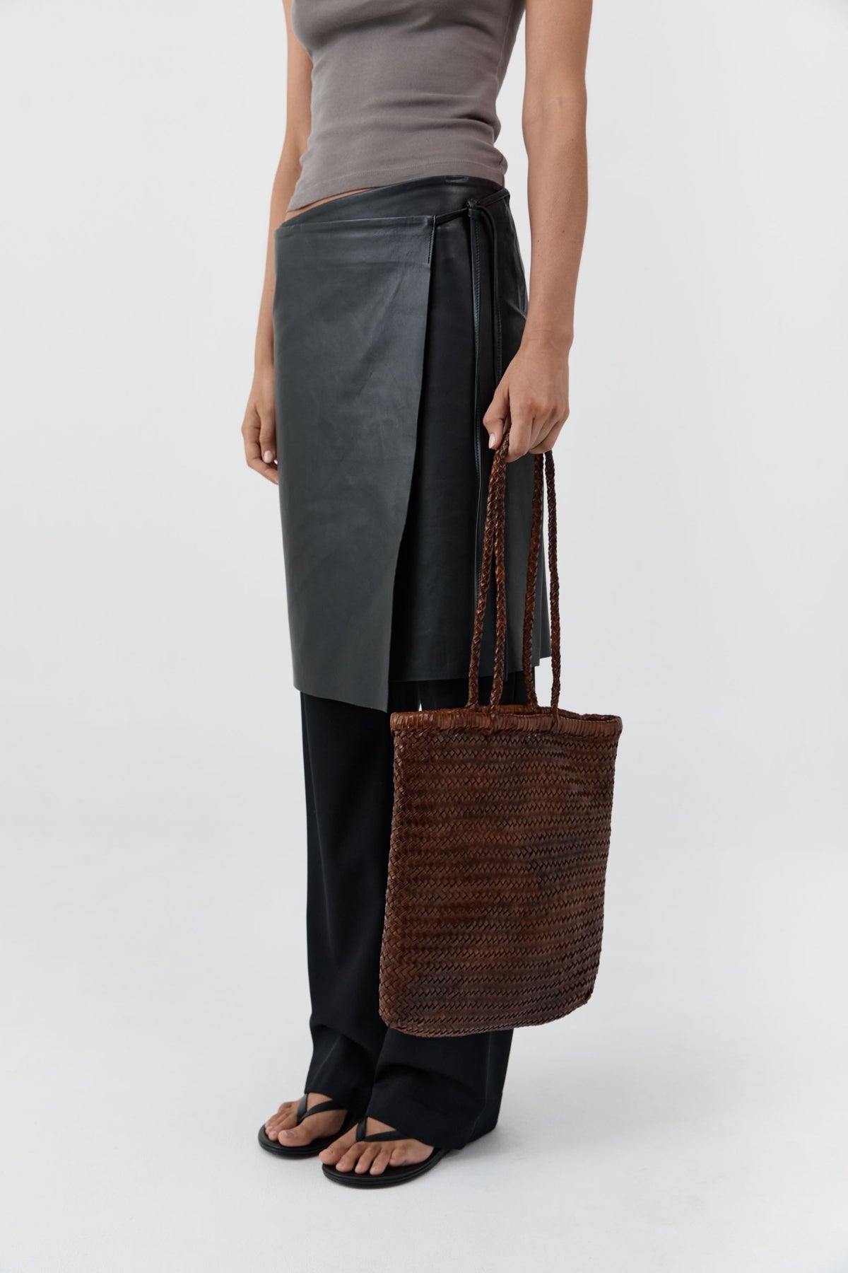 PRE-ORDER: Bagu Woven Tote - Chestnut