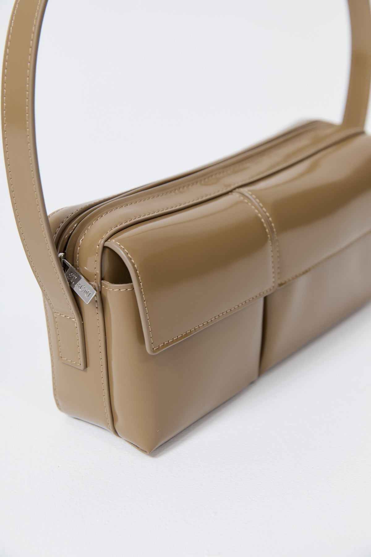 90s Utility Shoulder Bag - Oak